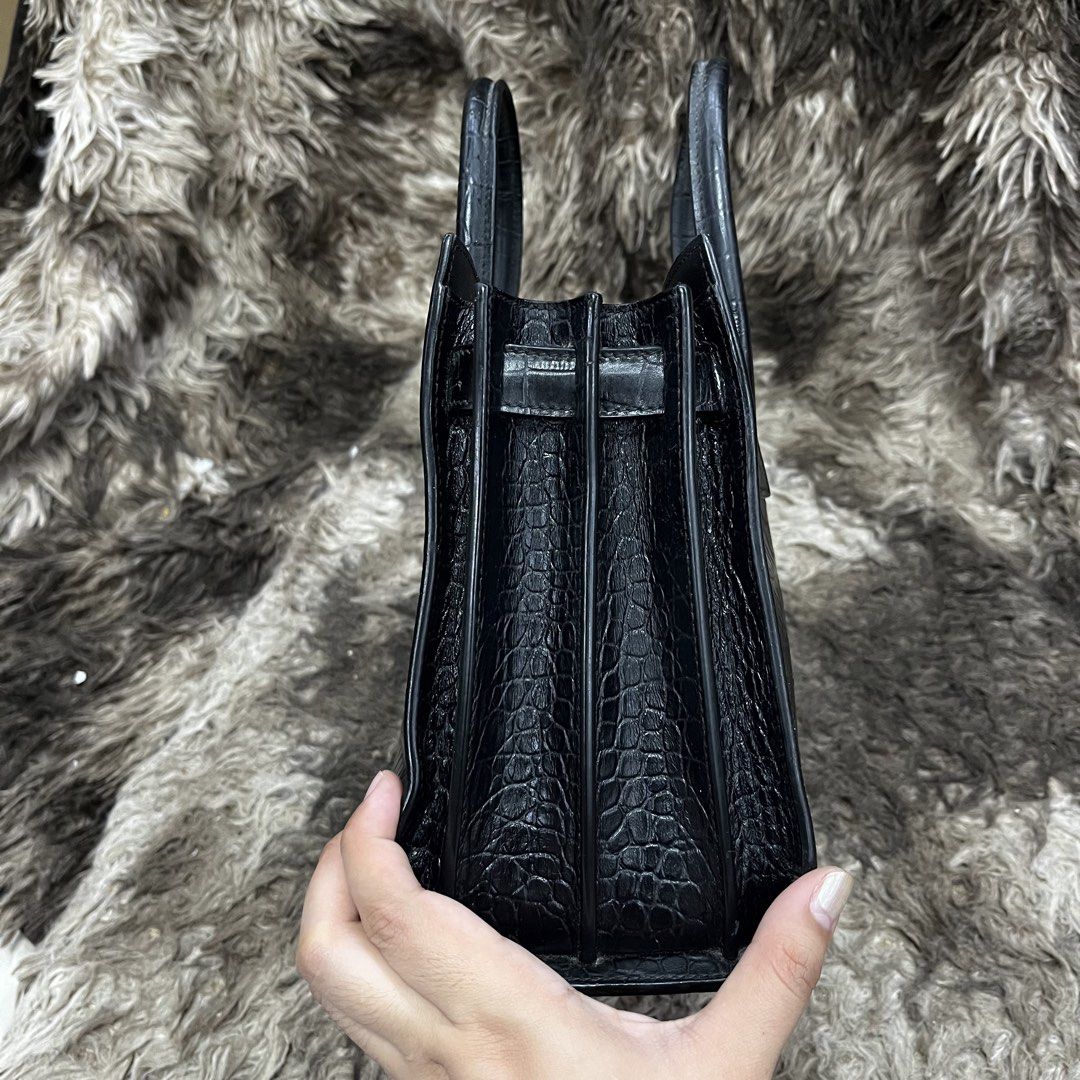 YSL Sac De Jour (Category: Luxury Bags & Wallets) located in Cagayan de Oro. Submitted by bj.garments (Listing ID 1467122513, Image 3). Description: .