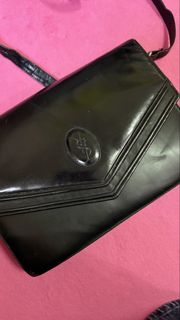 (Category: ) located in . Submitted by dieheartfashion (Listing ID 1466993160, Image 1). Description: .