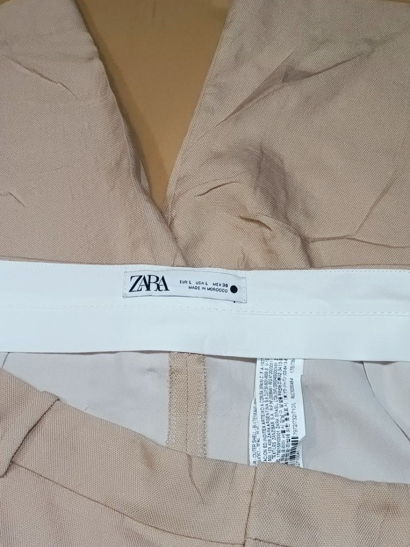 Zara beige Bermuda shorts (Category: Shorts) located in Quezon City. Submitted by selectorsthrift (Listing ID 1467164616, Image 3). Description: Brand: Zara (Ref: 7972/732/710) Size on tag: EUR L / USA L / MEX 30 (Made in Morocco) Color: Neutral Beige / Sand.