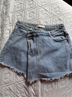 (Category: ) located in . Submitted by rache31 (Listing ID 1466999196, Image 1). Description: .