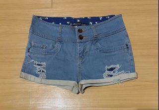 (Category: ) located in . Submitted by garagesale2026 (Listing ID 1466985455, Image 1). Description: .