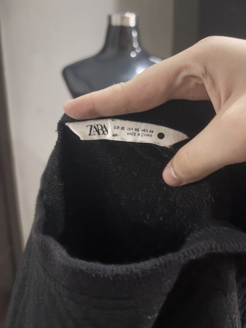 Zara Longsleeve Japandi Tie Bow top (Category: Longsleeves) located in Las Pinas. Submitted by kylloren_ (Listing ID 1467029417, Image 3). Description: - rfs: decluttering - size xs but runs m - shipping is thru j&t helping tags [h&m, mango, zara, uniqlo, brandy melville, princess polly, y2k, coquette, dainty, vintage, early 2000s, grunge, cottagecore, basics, preppy, goth, fairycore, fairy, edikted, miu the label, isa the label, hollister, aerop