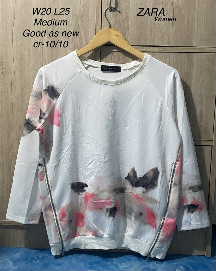 Zara longsleeve with zip (Category: Coats, Jackets and Outerwear) located in Binan City. Submitted by rnj_affordable (Listing ID 1466988165, Image 1). Description: Zara brand like new.