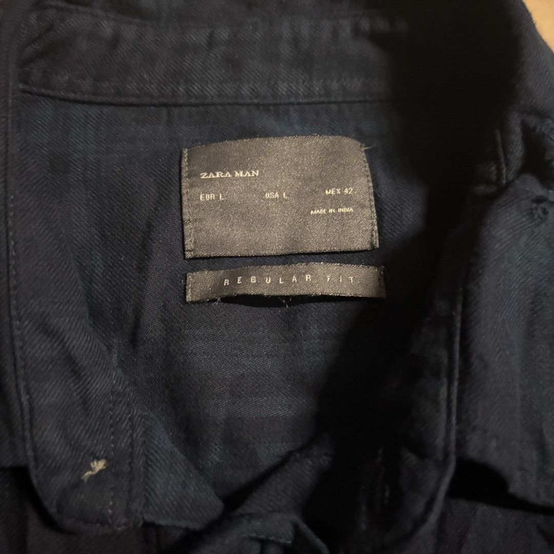 Zara Man Denim Button-Up Long Sleeves (Category: Longsleeves) located in San Jose del Monte. Submitted by claraortazo (Listing ID 1467108943, Image 2). Description: Dimes: 21W x 29L - Arms : 31 Details and issues on pictures .