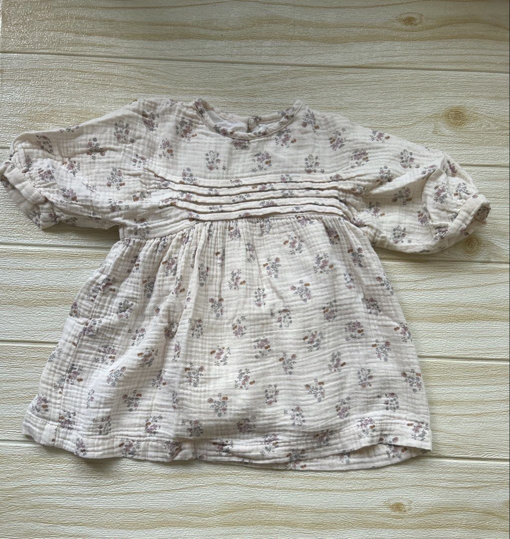 Zara timeless collection dress (Category: Babies & Kids Fashion) located in Cebu City. Submitted by yjainani (Listing ID 1466981143, Image 1). Description: .