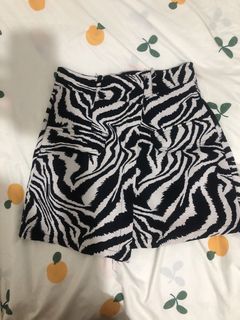 (Category: ) located in . Submitted by maggie.styles (Listing ID 1467130251, Image 1). Description: .