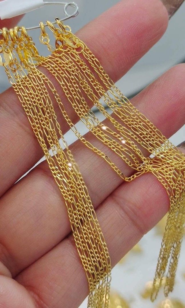 18K Saudi Gold Figaro Bracelet (Category: Bracelets) located in Caloocan City. Submitted by cheskhaionlinestore2.0 (Listing ID 1467284656, Image 1). Description: 18K Pure Saudi Gold Figaro Bracelet ₱3000 only 📌 🍒 Pawnable/ Nasasangla💯 🍒 Brandnew 💯 🍒 Ship via JNT/ LBC 🍒 Lalamove for same day delivery 🍒 We accept COD COP with downpayment to avoid cancellation of orders ⚡ How to Order? Please feel free to message us directly 🙏🏻 Cheskhai On