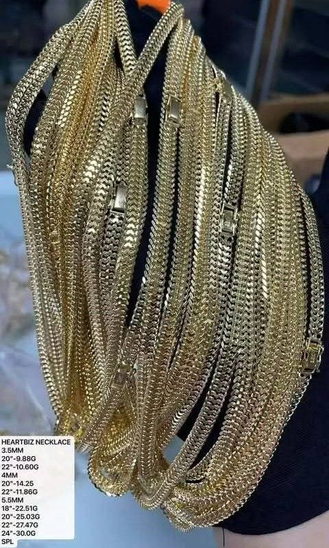 18k Saudi gold heartbitz necklaces (Category: Necklaces) located in Manila. Submitted by bhelgoldseller2ndaccount (Listing ID 1467240141, Image 3). Description: New!!✨New!!✨New!! Authentic 18k Saudi Golds 💯pawnable/naisasanla 💯with high appraisal rate 💯good investment 💯Direct supplier price 👉OPEN for resellers 🌺please take time to evaluate their actual sizes and grams 👉Best panggift for all occasions ✅ Sold per grams not per piece Kya lowe