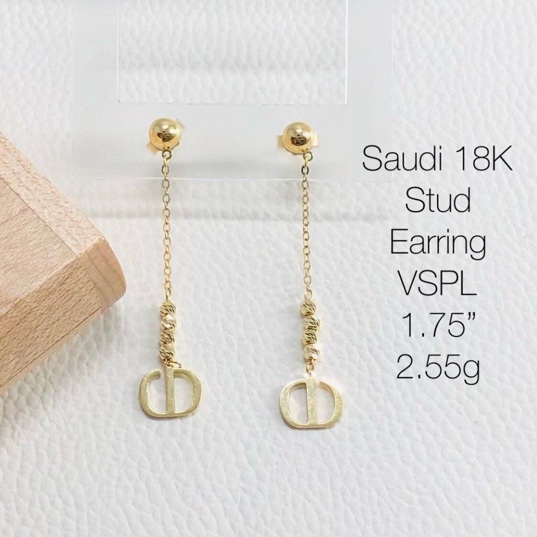 18k Saudi gold stud dangling earrings (Category: Earrings) located in Manila. Submitted by bhelgoldseller2ndaccount (Listing ID 1467239206, Image 3). Description: New!!✨New!!✨New!! Authentic 18k Saudi Golds 💯pawnable/naisasanla 💯with high appraisal rate 💯good investment 💯Direct supplier price 👉OPEN for resellers 🌺please take time to evaluate their actual sizes and grams 👉Best panggift for all occasions ✅ Sold per grams not per piece Kya lo