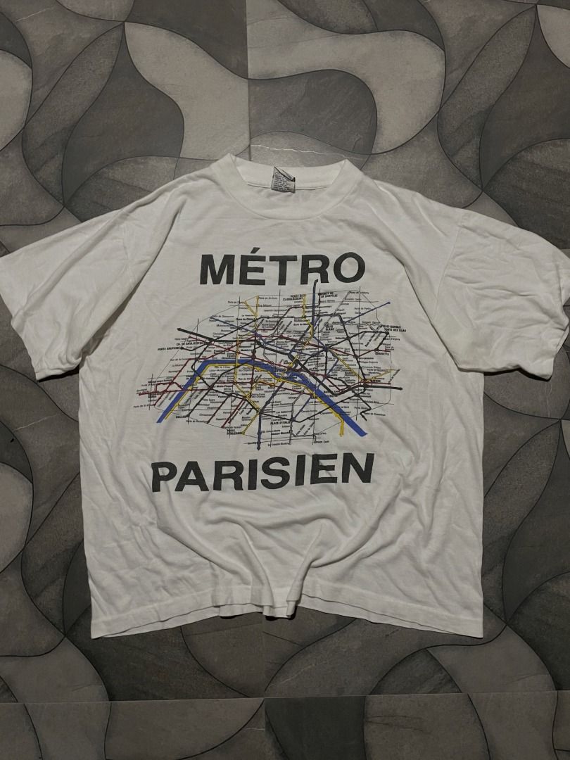 1990’s CAMPAIGN "METRO PARISIEN TRANSIT MAP" TEE (Category: Tshirts & Polo Shirts ) located in Tabaco. Submitted by touchbytats (Listing ID 1467172935, Image 1). Description: single stitched overall length: 25.5 width: 23 issue: pin hole NOTE: 📍Please manage your expectation. 📍These are thrifted items, already washed and ready to wear. However, some pieces may have stains that can be removed with washing. 📍Minor signs of wear or imperfections 