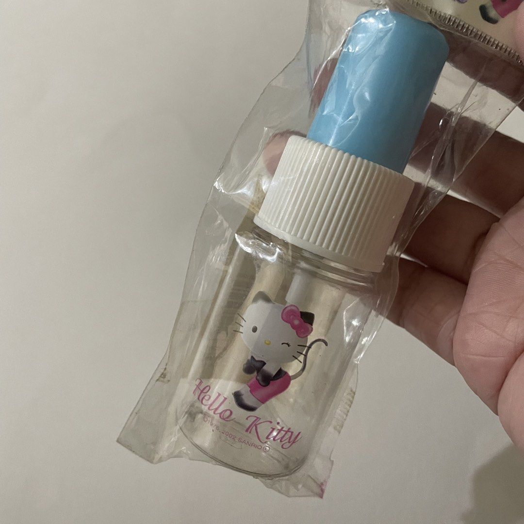 2002 Sanrio Hello Kitty Spray Bottle (Category: Everything Else Others) located in Butuan. Submitted by paperlueur (Listing ID 1467219208, Image 2). Description: .