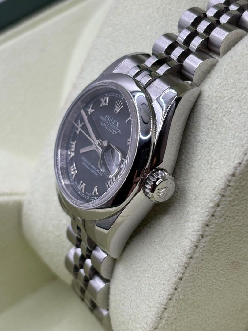 2007 Rolex Lady datejust 26mm (Category: Luxury Watches) located in Pasig City. Submitted by nicoestradaa (Listing ID 1467205617, Image 3). Description: Rolex Lady Datejust Black roman dial Super Jubilee bracelet and smooth bezel 26mm 179160 2007 year model 9.8/10 condition Complete set Open for authentication 300k.