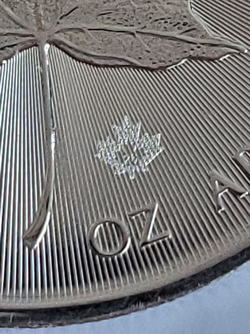 2026 Canada 1 oz Silver Maple Leaf Coin Charles III (Category: Currency) located in Quezon City. Submitted by bravewolf-2d93 (Listing ID 1467264583, Image 3). Description: Absolutely great condition of a collectible silver bullion coin, see the details of minting - 2026 1 oz Canadian Silver Maple Leaf bullion coin - Obverse: Features the effigy of King Charles III - Reverse: Detailed sugar maple leaf with radial lines background - Purity:.9999 fi