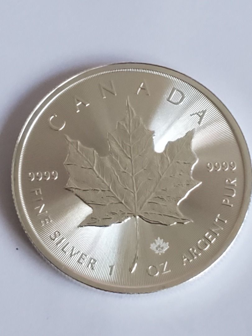 2026 Canada 1 oz Silver Maple Leaf Coin Charles III (Category: Currency) located in Quezon City. Submitted by bravewolf-2d93 (Listing ID 1467264583, Image 2). Description: Absolutely great condition of a collectible silver bullion coin, see the details of minting - 2026 1 oz Canadian Silver Maple Leaf bullion coin - Obverse: Features the effigy of King Charles III - Reverse: Detailed sugar maple leaf with radial lines background - Purity:.9999 fi