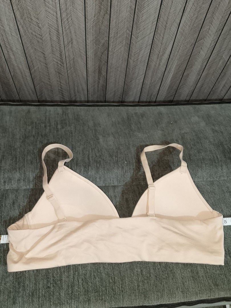 36a Maidenform bra nonwire padded (Category: Undergarments & Loungewear) located in Manila. Submitted by truecrystal-1407 (Listing ID 1467178661, Image 3). Description: .