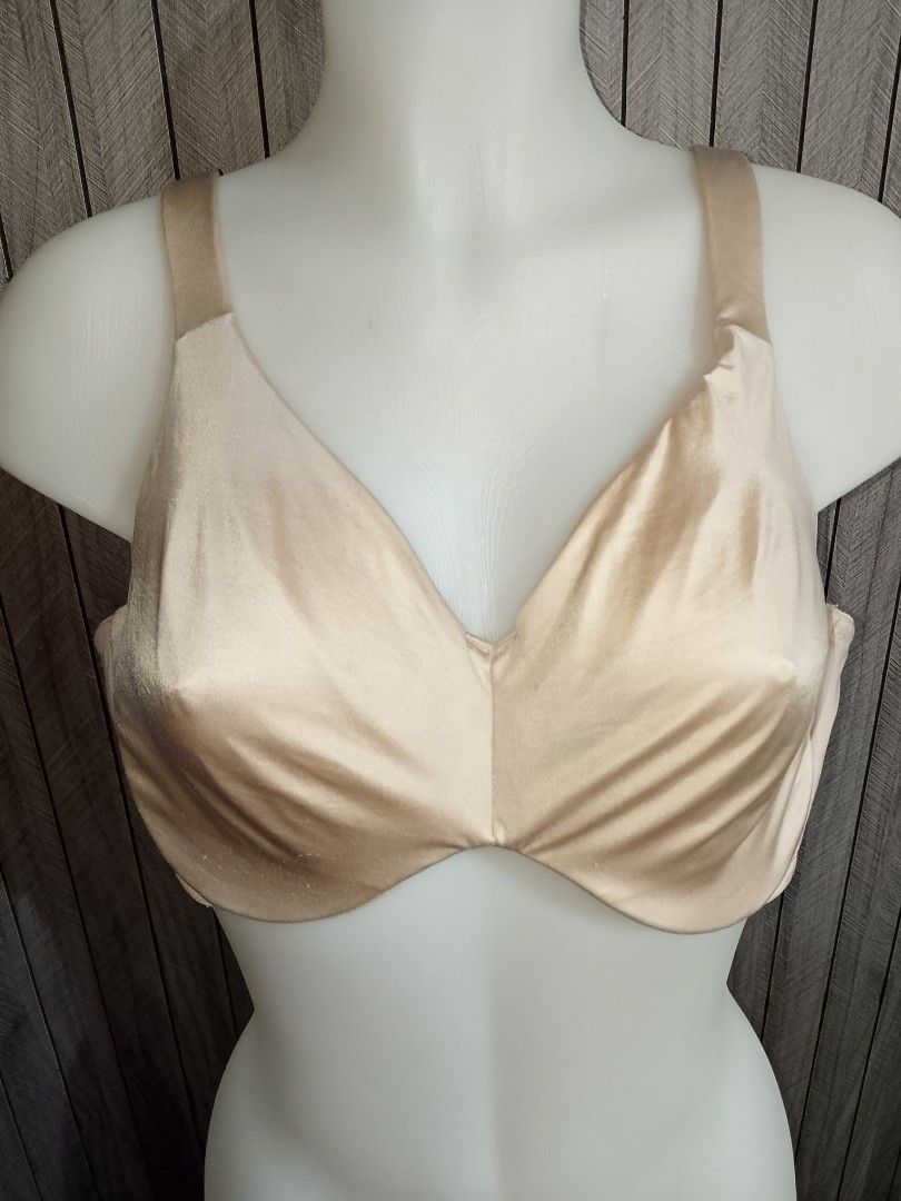 40c SOMA bra no pads with underwire (Category: Undergarments & Loungewear) located in Manila. Submitted by truecrystal-1407 (Listing ID 1467190770, Image 1). Description: sensous sides minimizer.