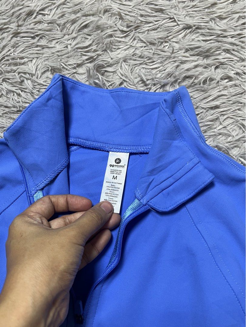 90 degrees Active Top (Category: Activewear) located in Dipolog. Submitted by krstnagnis98 (Listing ID 1467175716, Image 3). Description: 90 degrees Active Top Med on tag fits S-M With tags .
