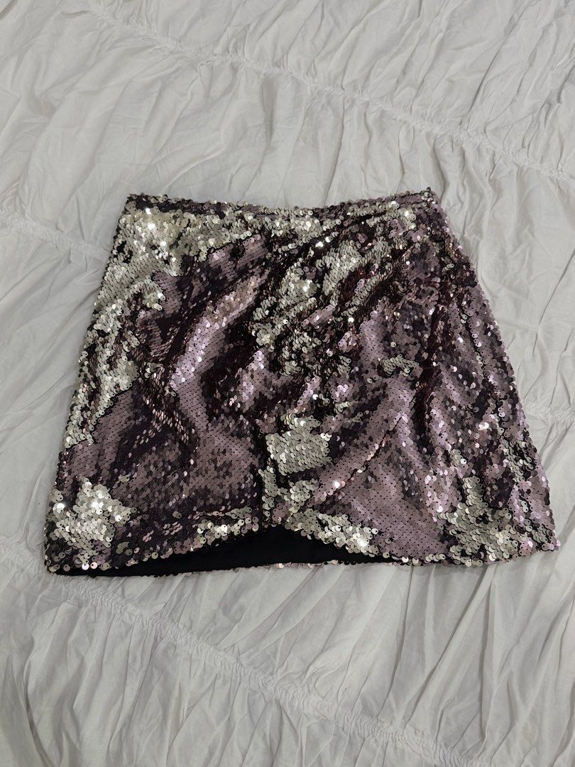 ⋆. 𐙚 ˚ topshop sequins skirt (Category: Skirts) located in Makati City. Submitted by thezarachives (Listing ID 1467326354, Image 2). Description: .