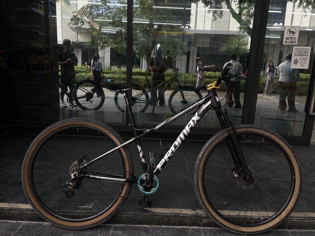 🚲 FS / SWAP: PROMAX PM17🫨 (Category: Bicycles) located in Taguig. Submitted by lumanlan08 (Listing ID 1467230849, Image 1). Description: 🚲 FS / SWAP: PROMAX PM17 🔥 💯 GOOD CONDITION — READY TO RIDE! ✅ Promax PM17 frame ✅ 1by crankset with Hollowtech ✅ Makapit ang brakes ✅ Smooth shifting kahit walang shifter panel ✅ Running condition, ready to ride! ISSUES / HONEST DISCLOSURE: ⚠️ Slight scratches sa frame ⚠️ Walang shifter panel (check pics) 