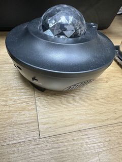 Samsung The Freestyle Projector, 家庭電器, 電視 & 其他娛樂, 投影機 - Carousell
