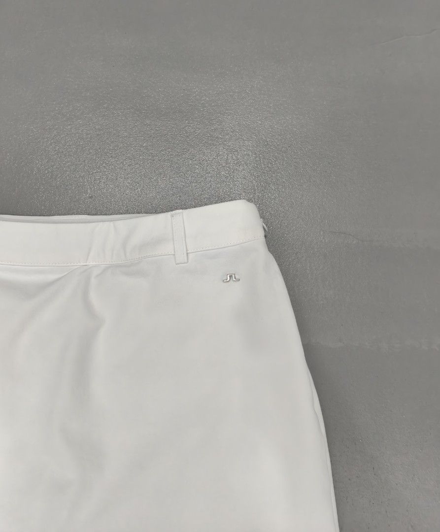 ⛳ j.lindeberg 29-30 (Category: Skirts) located in Cagayan de Oro. Submitted by ladiescollections.ph (Listing ID 1467296693, Image 3). Description: ---J.LINDEBERG ⛳⛳⛳ ---100% AUTHENTIC ---WAIST 29-30 ---LENGTH 14.5 ---PLS REFER TO DIMENSIONS ---EXCELLENT CONDITION 9.5/10 ---NO ISSUE ---SUPER NICE DESIGN ⛳ ---1.5K ONLY.
