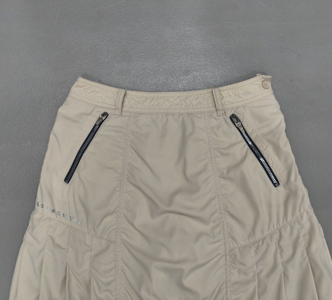 ⛳ LOUIS CASTEL 28 (Category: Skirts) located in Cagayan de Oro. Submitted by ladiescollections.ph (Listing ID 1467292202, Image 3). Description: ---LOUIS CASTEL ⛳⛳⛳ ---100% AUTHENTIC ---WAIST 28 ---LENGHT 14-15.5 INCHES ---PLS REFER TO DIMENSIONS ---ALMOST NEW CONDITION 9.7/10 ---NO ISSUE ---SUPER NICE COLOR ⛳ ---950 ONLY.