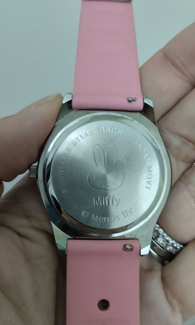 ✨ Miffy by Dick Bruna Quartz watch (Category: Women's Watches) located in Santa Rosa. Submitted by leShoppe (Listing ID 1467260912, Image 3). Description: 🗝️ Collectible ⌚ 🗝️character analog quartz wristwatch with a white dial, a silver-tone metal case, and a pink silicone or rubber strap..