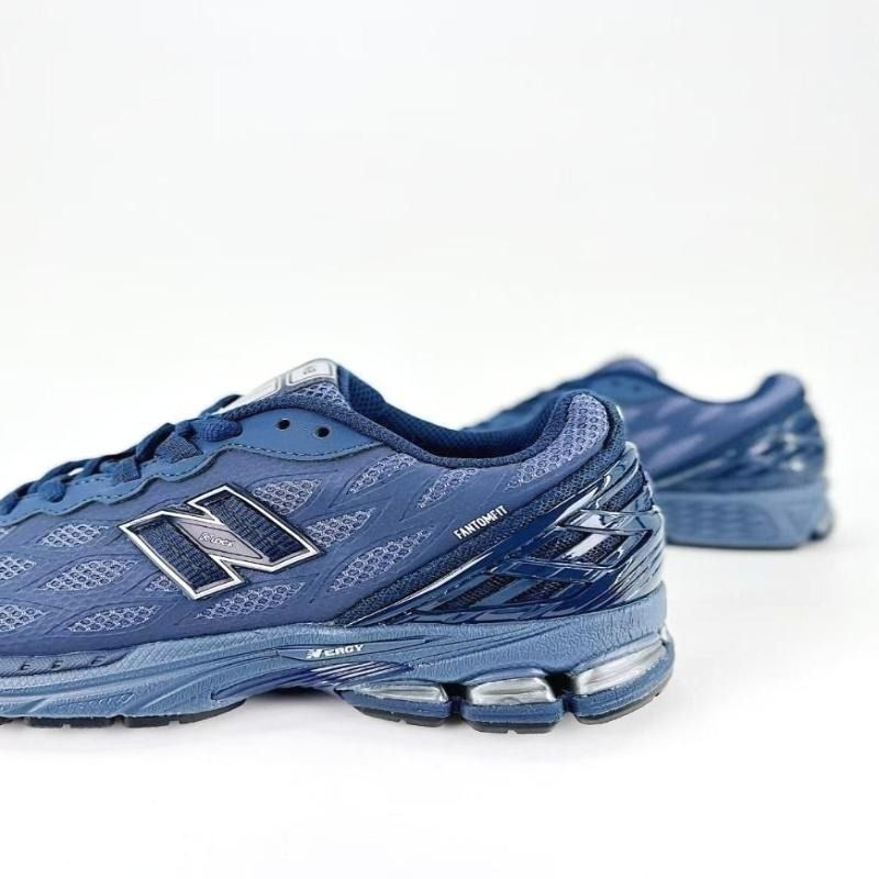 💜全新 New Balance 1906W Navy 男女同款運動跑鞋 波鞋 （分類：波鞋）位於 Hong Kong。 由 gentlewater.bcdc5f 提交（商品編號 1467264013，圖片 6）。簡介： 只做優質靚貨，所有圖片均為實拍，真正做到所見即所得。訂購後全面支持退換，不設面交服務，所有訂單一律透過快遞寄送，購買過程放心又方便。。