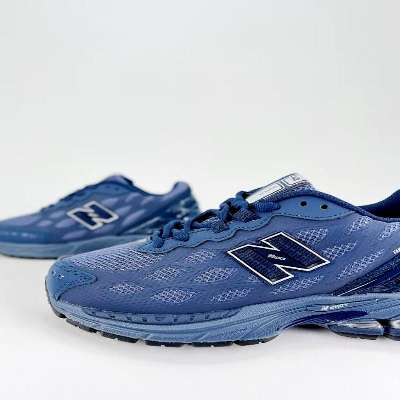 💜全新 New Balance 1906W Navy 男女同款運動跑鞋 波鞋 （分類：波鞋）位於 Hong Kong。 由 gentlewater.bcdc5f 提交（商品編號 1467264013，圖片 5）。簡介： 只做優質靚貨，所有圖片均為實拍，真正做到所見即所得。訂購後全面支持退換，不設面交服務，所有訂單一律透過快遞寄送，購買過程放心又方便。。