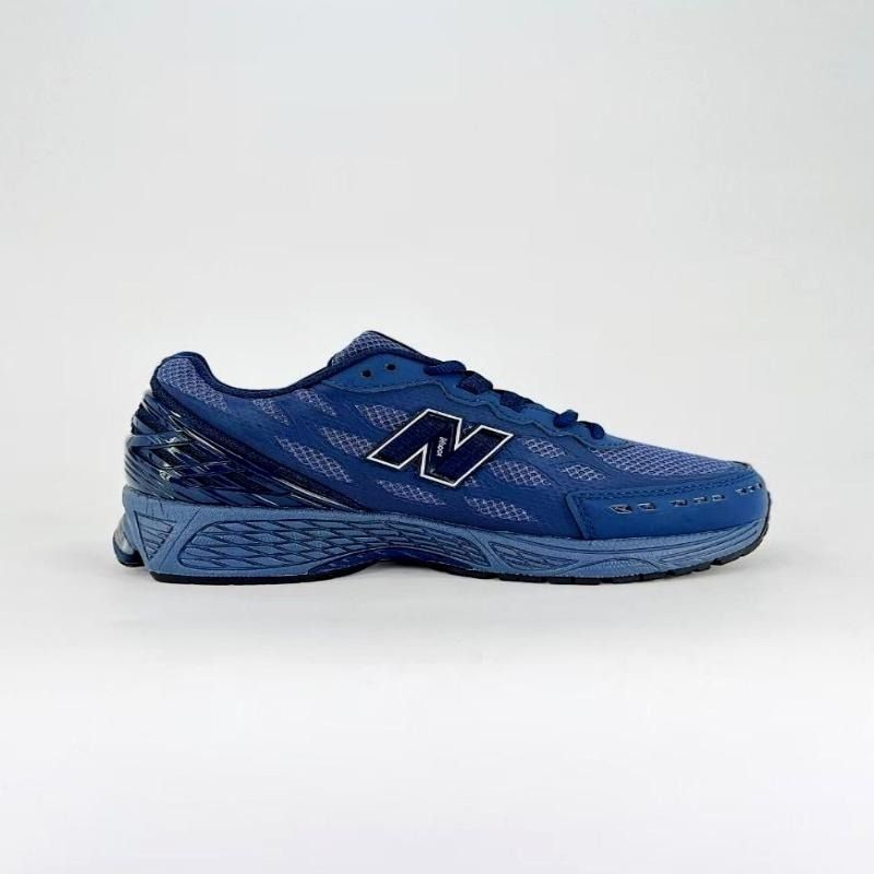 💜全新 New Balance 1906W Navy 男女同款運動跑鞋 波鞋 （分類：波鞋）位於 Hong Kong。 由 gentlewater.bcdc5f 提交（商品編號 1467264013，圖片 4）。簡介： 只做優質靚貨，所有圖片均為實拍，真正做到所見即所得。訂購後全面支持退換，不設面交服務，所有訂單一律透過快遞寄送，購買過程放心又方便。。