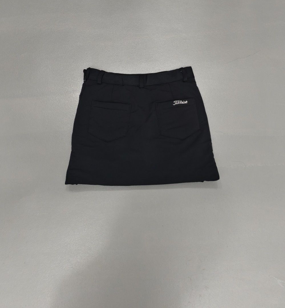 ⛳ TITLEIST 28 (Category: Skirts) located in Cagayan de Oro. Submitted by ladiescollections.ph (Listing ID 1467296940, Image 3). Description: ---TITLEIST ⛳⛳⛳ ---100% AUTHENTIC ---WAIST 28 ---LENGTH 13.5 ---PLS REFER TO DIMENSIONS ---ALMOST NEW CONDITION 9.7/10 ---NO ISSUE ---SUPER NICE DESIGN ⛳ ---950 ONLY.