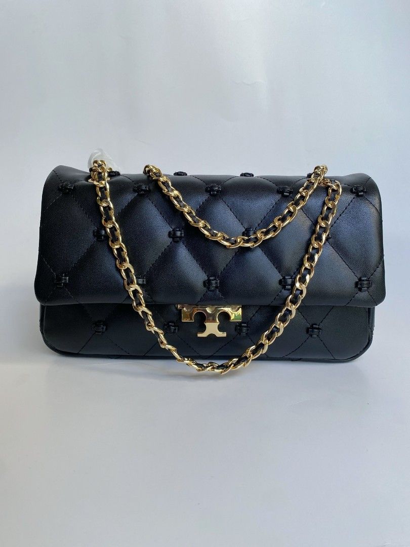 🌈日本正貨有收據💯 TORY BURCH BAG🛍️附送禮紙袋 🌏全球OUTLET正品代購#🌏 選購兩件以上享有10%OFF額外折扣優惠 👜#商品附有：Gift receipt、Shopping Bag、Dust Bag、Thank you gift card、雪梨紙原好包装、日本紙箱保護發貨🛍️ SIZE：26x16x6cm （分類：預購）位於 Hong Kong。 由 yumiki1001 提交（商品編號 1467347673，圖片 2）。簡介： 。