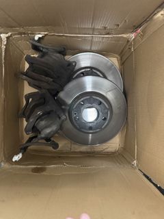 Used Car Brake Rotors and Calipers Set, Car Accessories, Parts ...