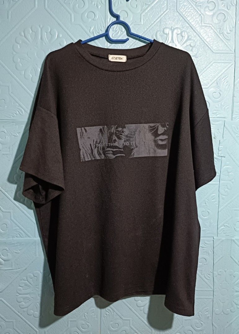 A7seven Oversize Black Tshirt (Category: Activewear) located in Quezon City. Submitted by zoesmithshop (Listing ID 1467342866, Image 1). Description: Brand- A7SEVEN STREET WEAR OVERSIZED TSHIRT GRAPHIC TEE SIZE- XL GOOD CONDITION NO ISSUE A7seven functions as a niche underground streetwear label that utilizes limited "drop" cycles rather than standard commercial e-commerce setups, retail pricing is not openly listed.