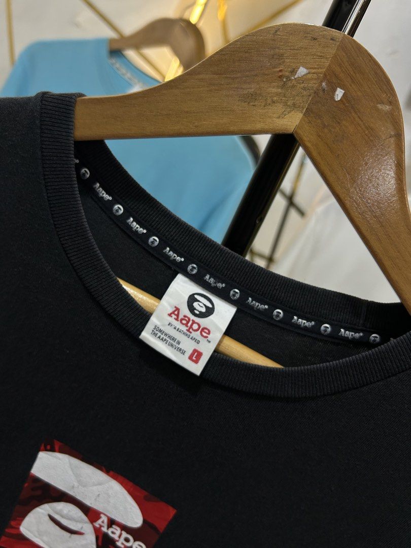 AAPE by A Bathing Ape red camou box logo (Category: Tshirts & Polo Shirts ) located in Manila. Submitted by cachegoodsuncovers (Listing ID 1467290281, Image 2). Description: Condition:exellent Color rate:9/10 Size:L Dimes:21x29 Issue:none .