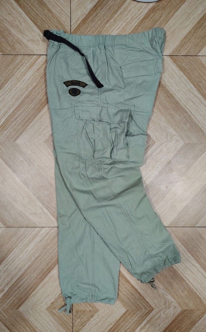 AAPE TACTICAL PANTS (Category: Joggers) located in Marikina City. Submitted by kingdrel (Listing ID 1467181746, Image 2). Description: AAPE TACTICAL PANTS W 35 L 38 L/O 9 VERYGOOD CONDITION NO ISSUE COLORATE 9.5-10.