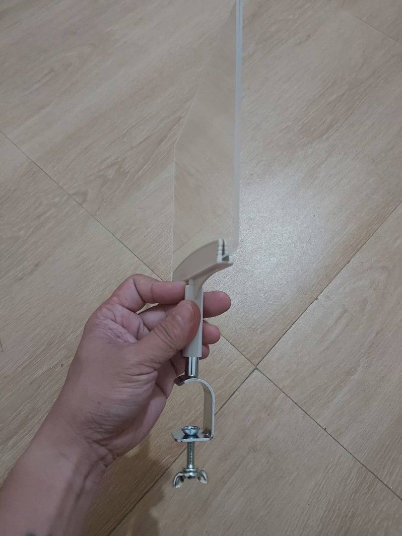 ACRYLIC SIGN HOLDER WITH CLAMP (Category: Other Stationery & Craft) located in Bulacan. Submitted by nansantiago (Listing ID 1467353783, Image 3). Description: ACRYLIC SIGN HOLDER WITH CLAMP Good as new 🏷️ ₱75 each / 5pcs available‼️ 📍 Location: Plaridel, Bulacan 💸 Mode of Payments: Gcash / BPI 📦 Pick-up / Ship 🚚 Couriers : Flash Express / SPX / Lalamove.