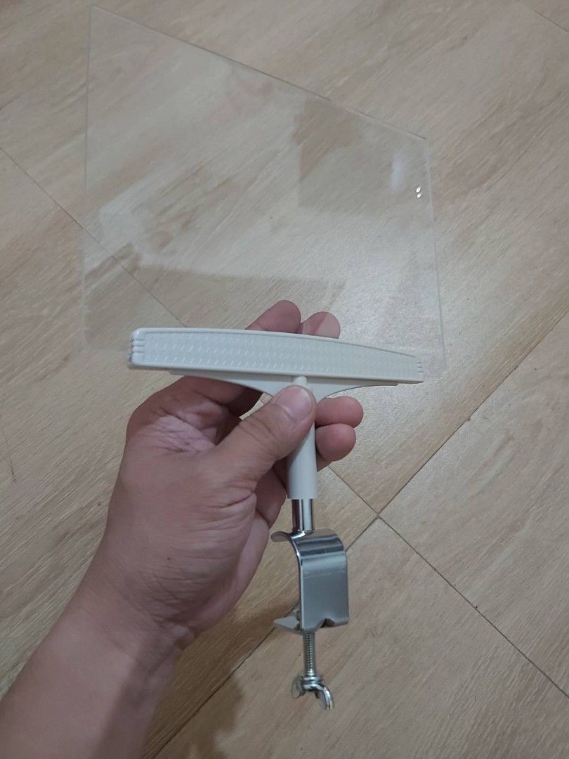 ACRYLIC SIGN HOLDER WITH CLAMP (Category: Other Stationery & Craft) located in Bulacan. Submitted by nansantiago (Listing ID 1467353783, Image 2). Description: ACRYLIC SIGN HOLDER WITH CLAMP Good as new 🏷️ ₱75 each / 5pcs available‼️ 📍 Location: Plaridel, Bulacan 💸 Mode of Payments: Gcash / BPI 📦 Pick-up / Ship 🚚 Couriers : Flash Express / SPX / Lalamove.