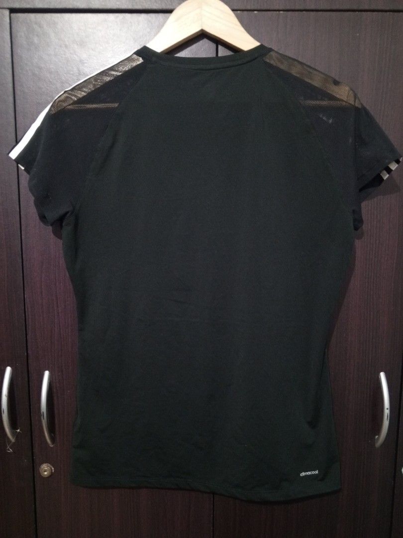 Adidas 3 stripes athletic tee (Category: Activewear) located in Santa Maria. Submitted by paulo-garcia21 (Listing ID 1467290418, Image 2). Description: xl on tag 16.5 by 25 no flaws excellent.