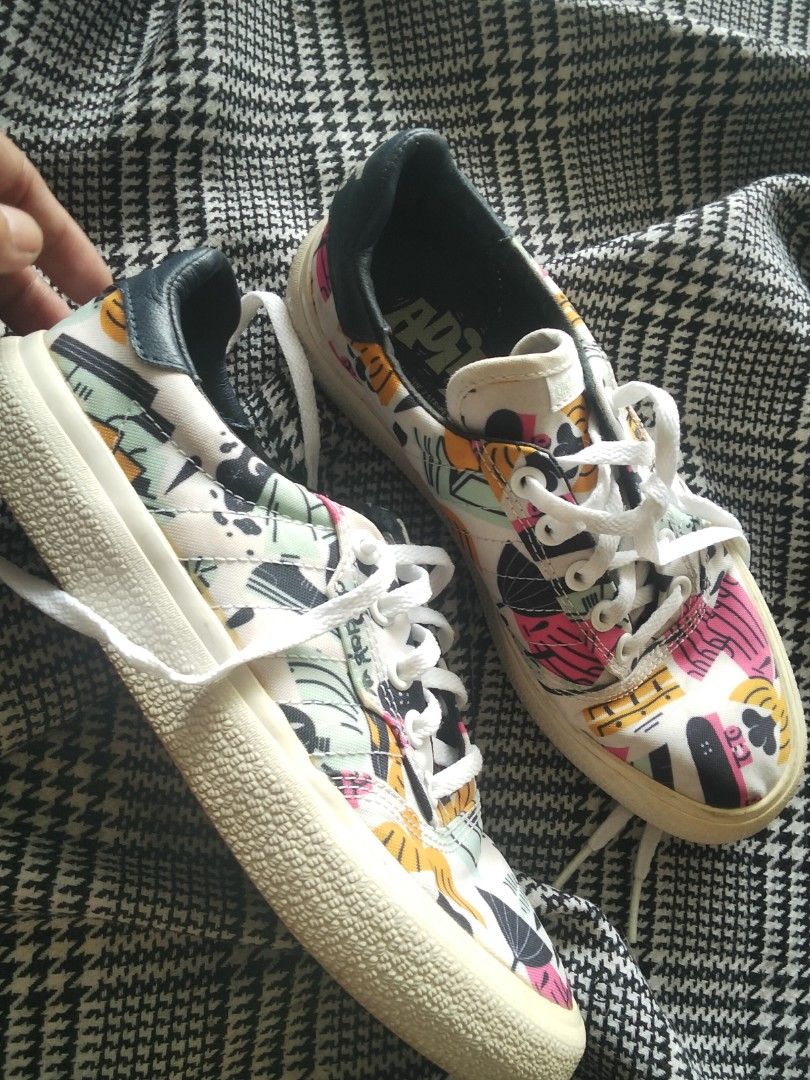 Adidas 3MC brash prints (Category: Sneakers) located in Angeles City. Submitted by jnwsurplus (Listing ID 1467231117, Image 2). Description: plsss see pic.