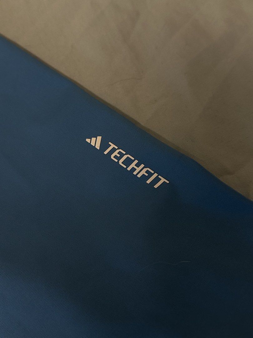 Adidas 7/8 Leggings (Category: Activewear) located in Mandaluyong City. Submitted by kjannah (Listing ID 1467201507, Image 3). Description: Brand new with original tags attached Size: Medium Color: Blue SRP: 2,200 *Color may vary due to lighting. *No return, no refund policy.