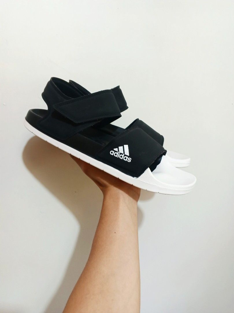 Adidas Adilette Sandal (Category: Announcements) located in Baguio. Submitted by jacksonthriflab (Listing ID 1467278359, Image 3). Description: Adidas Adilette Sandal New condition Size: 10 US | 44.5 EUR | 28.5 CM.