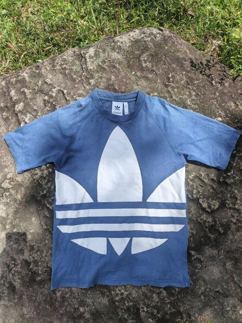 Adidas Blue Trefoil Tee Size XS (Category: Tshirts & Polo Shirts ) located in Manila. Submitted by gamierjohn28952 (Listing ID 1467215120, Image 1). Description: - Brand: Adidas - Color: Blue with large white trefoil logo - Size: XS (170/84A) - Material: 100% Cotton - Fit: Standard fit - Condition: Excellent / Great casual wear - Made in: China.