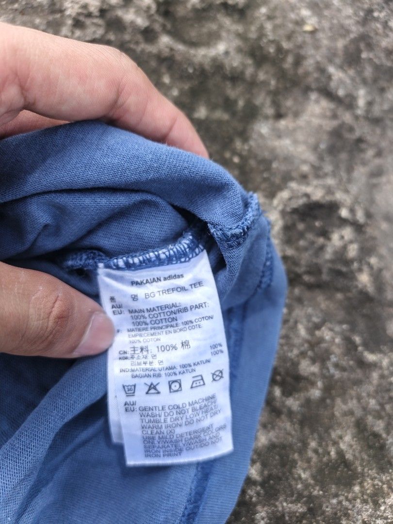 Adidas Blue Trefoil Tee Size XS (Category: Tshirts & Polo Shirts ) located in Manila. Submitted by gamierjohn28952 (Listing ID 1467215120, Image 3). Description: - Brand: Adidas - Color: Blue with large white trefoil logo - Size: XS (170/84A) - Material: 100% Cotton - Fit: Standard fit - Condition: Excellent / Great casual wear - Made in: China.