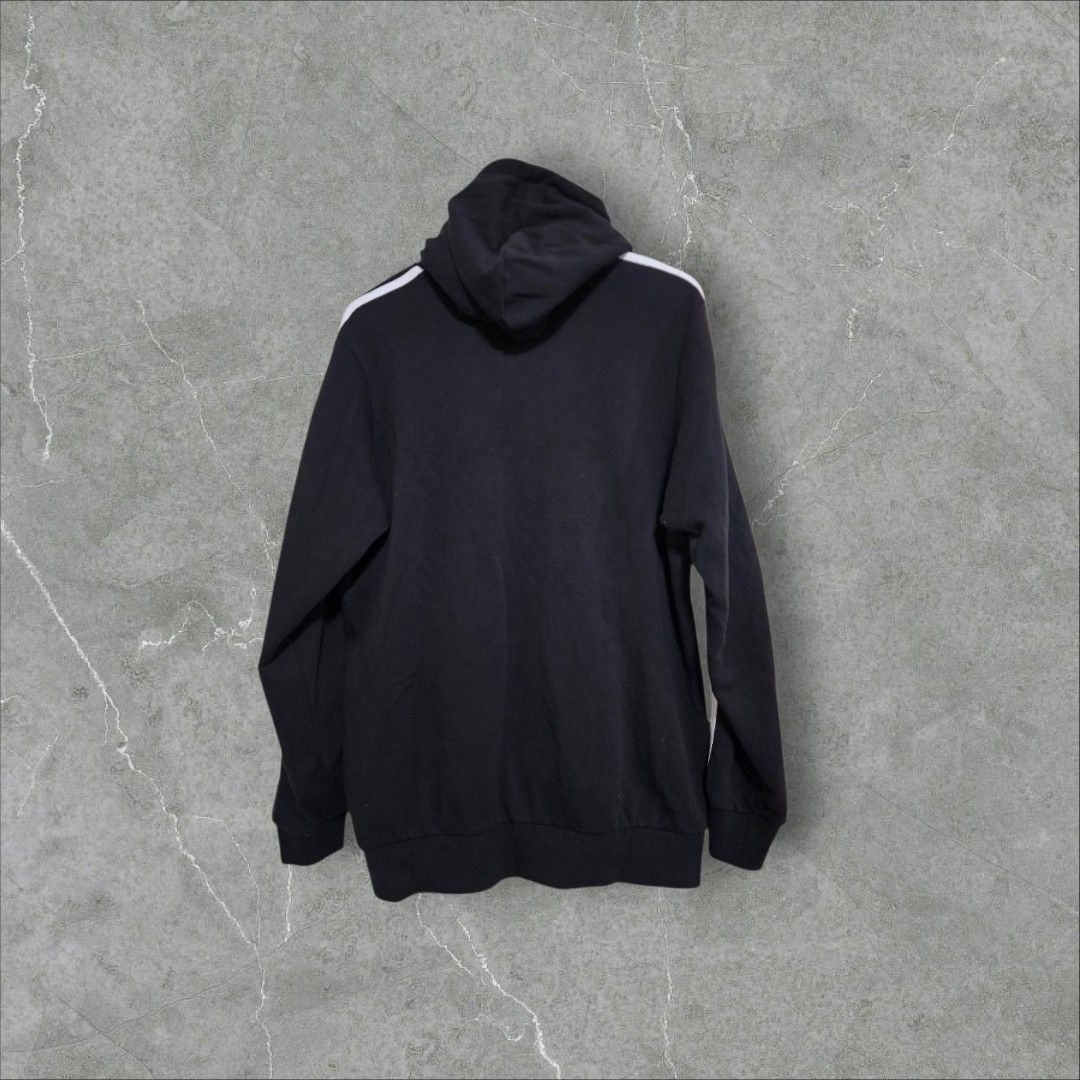 Adidas script hoodie (Category: Coats, Jackets and Outerwear) located in Baguio. Submitted by fadexquisite (Listing ID 1467170943, Image 2). Description: Adidas script hoodie Xlarge 29x23 Excellent condition 500 plus ship fee.