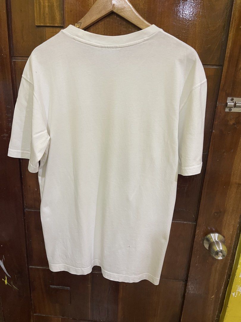 Adidas Shirt (Category: Tshirts & Polo Shirts ) located in Marikina City. Submitted by greatfindsmnlph (Listing ID 1467312028, Image 2). Description: Adi das Shirt Price: 150 Size: Medium Width: 21.5 Length: 29 Color: White Color Rate: 10/10 Condition: 9.5/10 with minor flaws Very nice in actual.