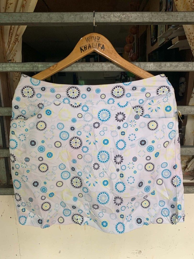 adidas short (Category: Shorts) located in Rizal. Submitted by saint-nike11 (Listing ID 1467230218, Image 2). Description: adidas skort with inner bewang 32 to 34 haba 18 450 + sf.