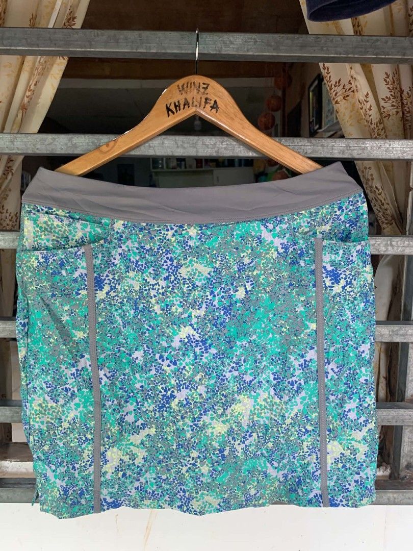 adidas skort (Category: Shorts) located in Rizal. Submitted by saint-nike11 (Listing ID 1467230540, Image 1). Description: adidas skort with inner bewang 34 to 36 haba 17 450 + sf.