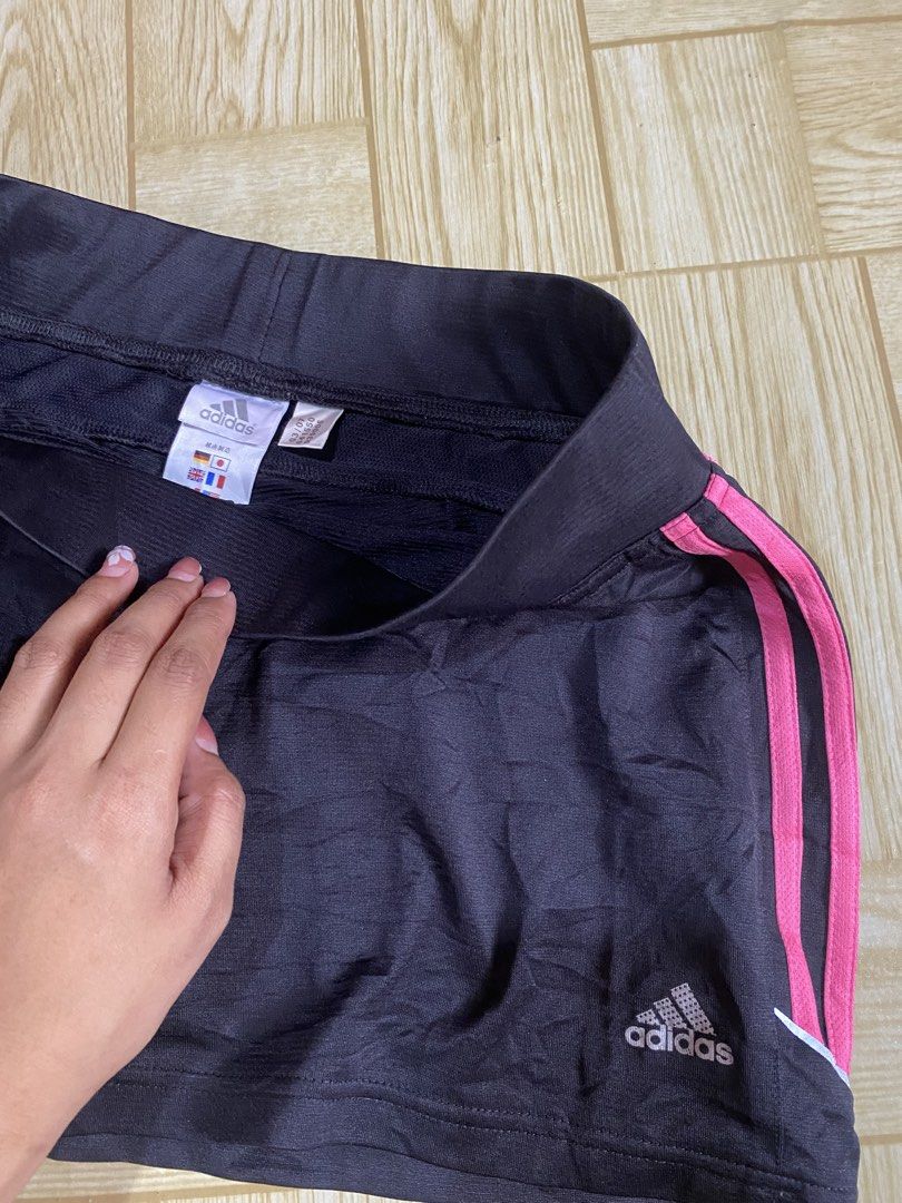 Adidas Sport wear (Category: Shorts) located in Sorsogon. Submitted by y2k_findsbypearl (Listing ID 1467360961, Image 2). Description: OG adidas .