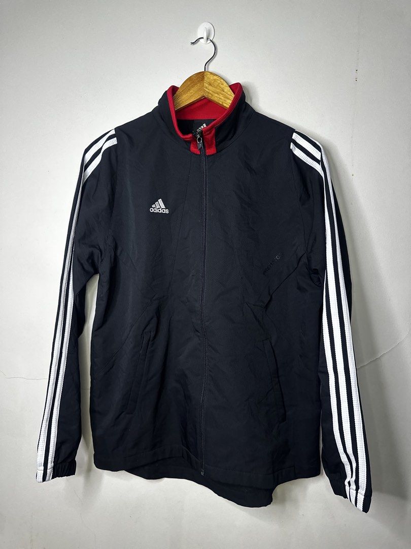 ADIDAS WINDBREAKER (Category: Coats, Jackets and Outerwear) located in Molave. Submitted by thriftmate13 (Listing ID 1467291115, Image 1). Description: .